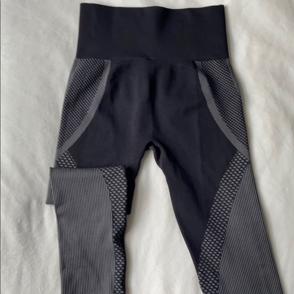 Fabletics Set - image 6